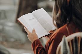 Dành một ngày để đọc sách